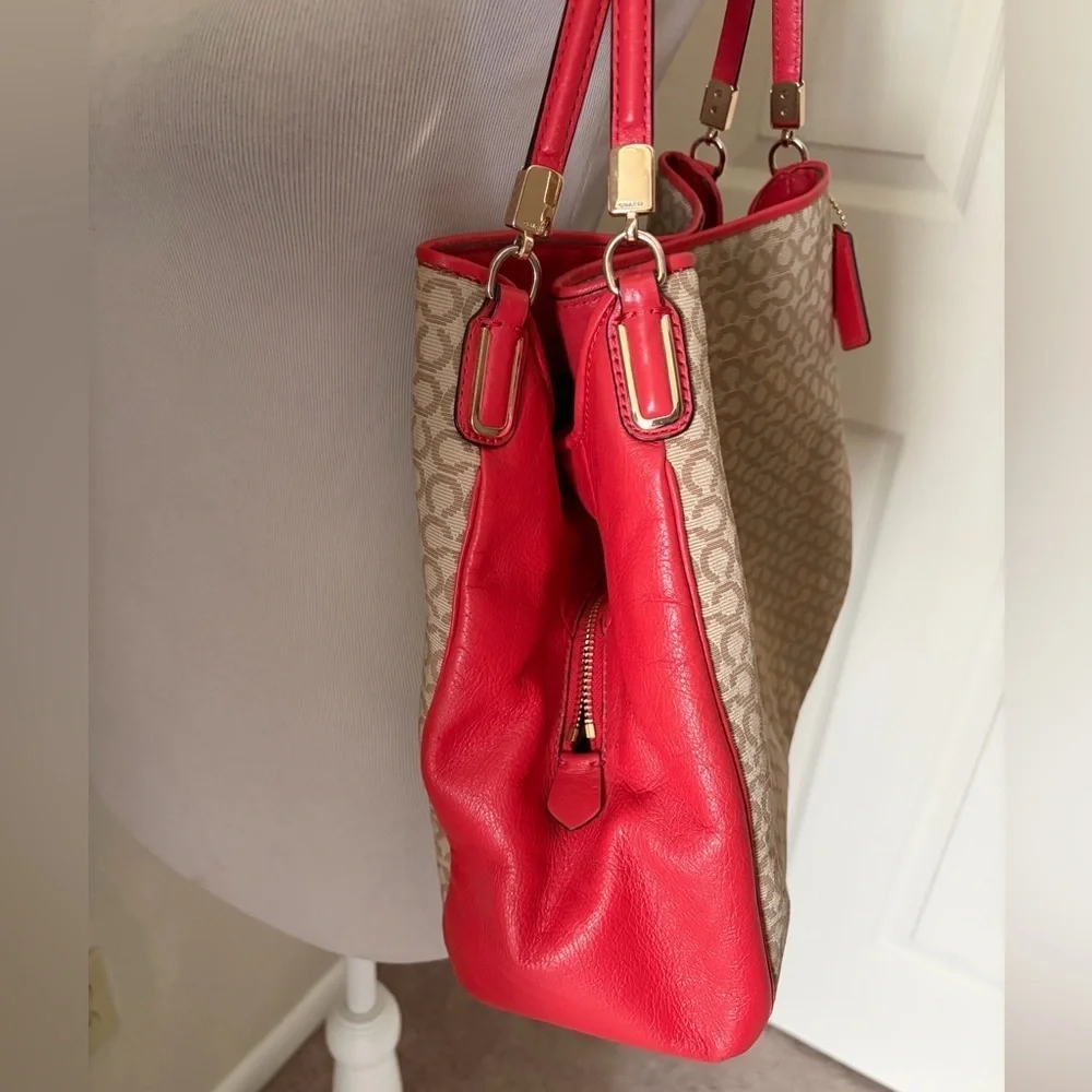 Coach Madison Phoebe Op Art Shoulder Bag - Great Used Condition